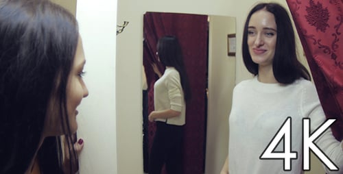 Experimentando roupas