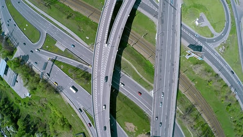 Luftaufnahme einer Autobahn