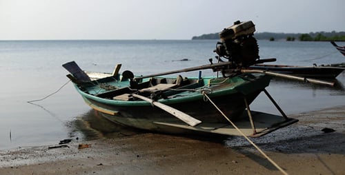 Bateau en Thaïlande à la plage