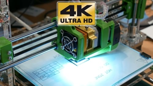 Impresora 3d de plástico tridimensional en laboratorio
