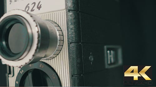 Panning a 8 mm Film Camera