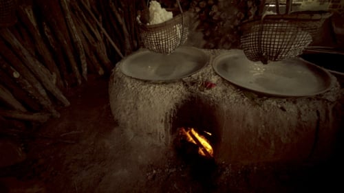 Ebulição tradicional de sal na província de Boklua Nan 03