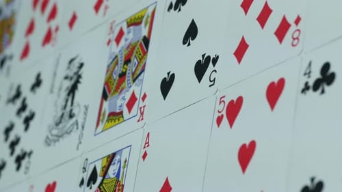 Modernes Kartenspiel zum Pokerspielen