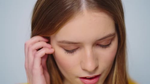 Pretty Woman in Close Up with Straight Hair