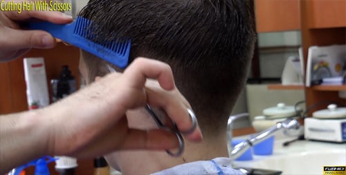 Cortar el cabello con tijeras