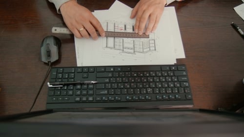 Designer arbeitet an einem Projekt