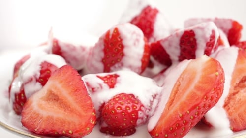 Strawberries In Cream
