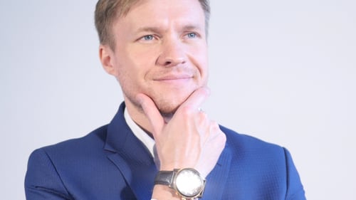 Portrait d'homme d'affaires positif