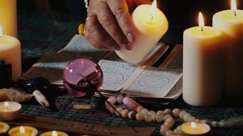Magisches Ritual mit Tarotkarten
