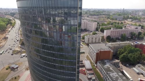 Glas-Wolkenkratzer-Antenne
