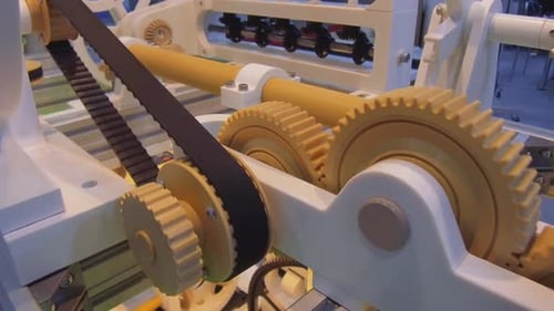 The Operating Mechanism with Gear Wheels