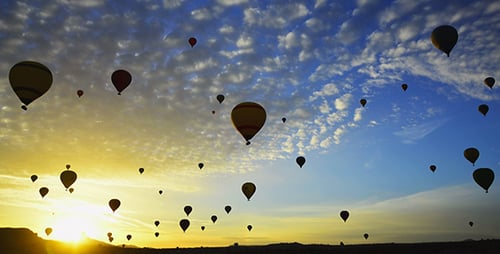 Scenic Hot Air Balloons at Sunrise