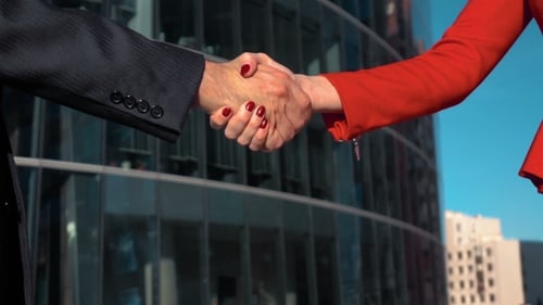 Gente de negocios apretón de manos