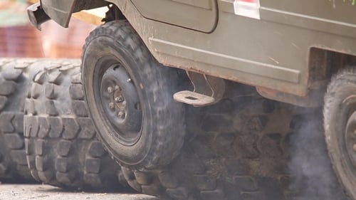 Overcoming Roadblocks During Car Trial 4x4