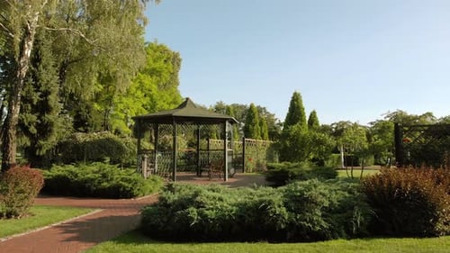 Garden Gazebo with Bench