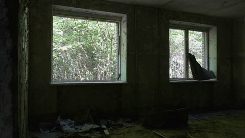 Fenster im Dunklen Haus