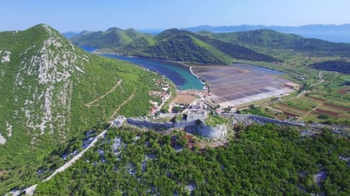 Vue Aérienne De La Ville Salée De Ston