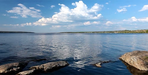Fluss-Landschaft