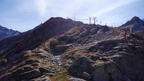Remontes en la cima de la montaña en el Parque Nacional del Alto Tauern en Austria.a eria