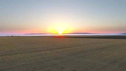 Sunrise On The Calm And Calm Lake