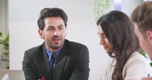 Group business meeting to discuss and sharing idea by teamwork in office