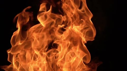 Feuer auf schwarzem Hintergrund