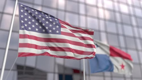 Ondeando banderas de Estados Unidos y Panamá