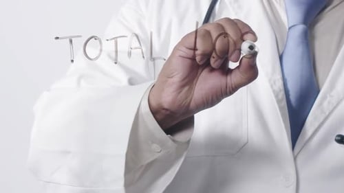 Perda total de redação do médico asiático