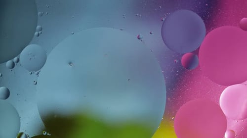 Abstract Colorful Spheres in Liquid