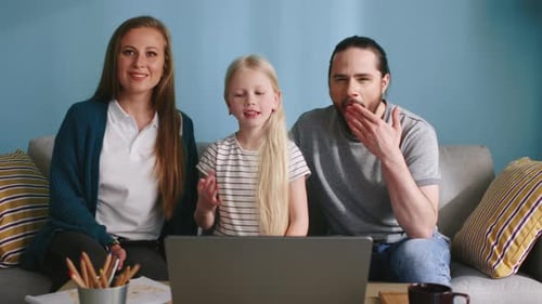 Comunicación familiar y en línea