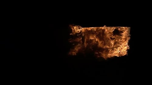 Der Fensterrahmen im Feuer