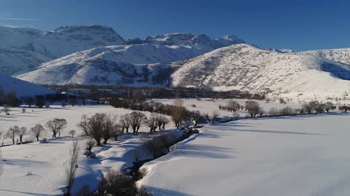 Montagnes d'hiver