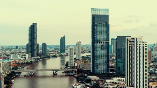 Time lapse cityscape and high-rise buildings in metropolis city center
