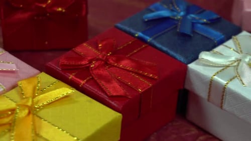Viele Weihnachtsgeschenke