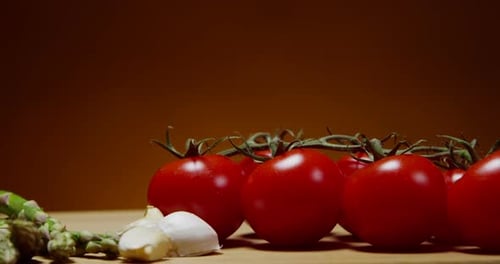 Fresh Tomatoes, Asparagus and Garlic Close Up