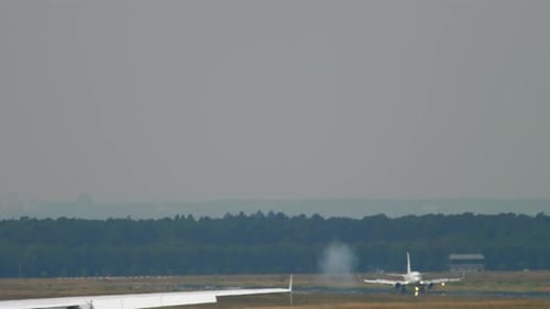Remolque Lufthansa Airbus 380