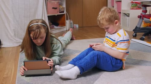 Children Engaging with Technology at Home