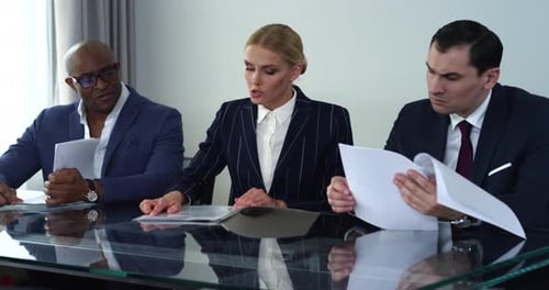 Genehmigung des Finanzierungsplans zur Unternehmensgründung