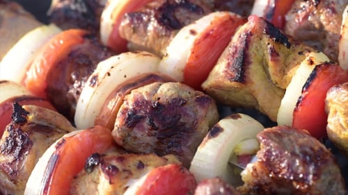 Barbecue mit köstlichem Grillfleisch