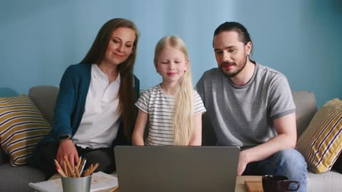 Comunicación familiar y en línea