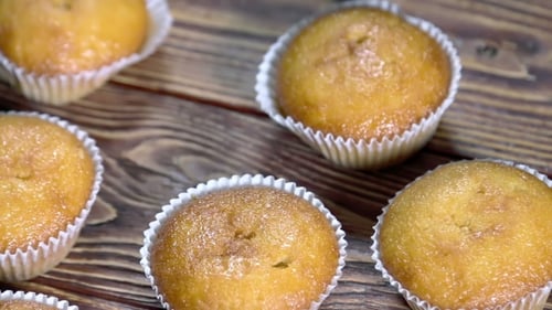 Frisch gebackene Cupcakes