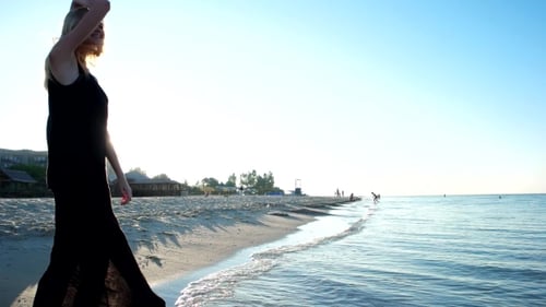 Young Girl On Vacation, Spinning Backlit