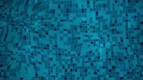 Mosaik-Poolziegel durch Wasser