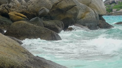Turquoise Rolling Wave,
