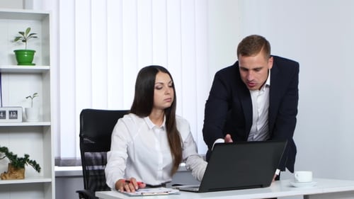 Head Explains The Working Moments