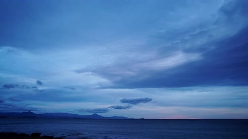 Time Lapse Fluffy Clouds Over Sea