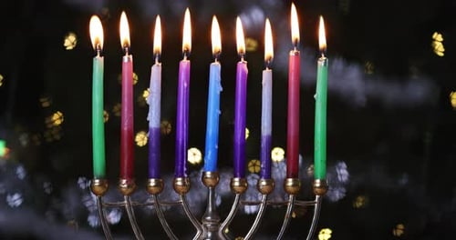 Fête juive de Hanoukka avec candélabre traditionnel Menorah