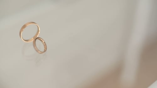 Wedding Rings Rolling