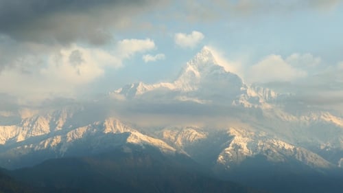 Everest Mountain Range