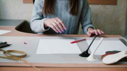 Young Woman s Hand. She Comes To the Office